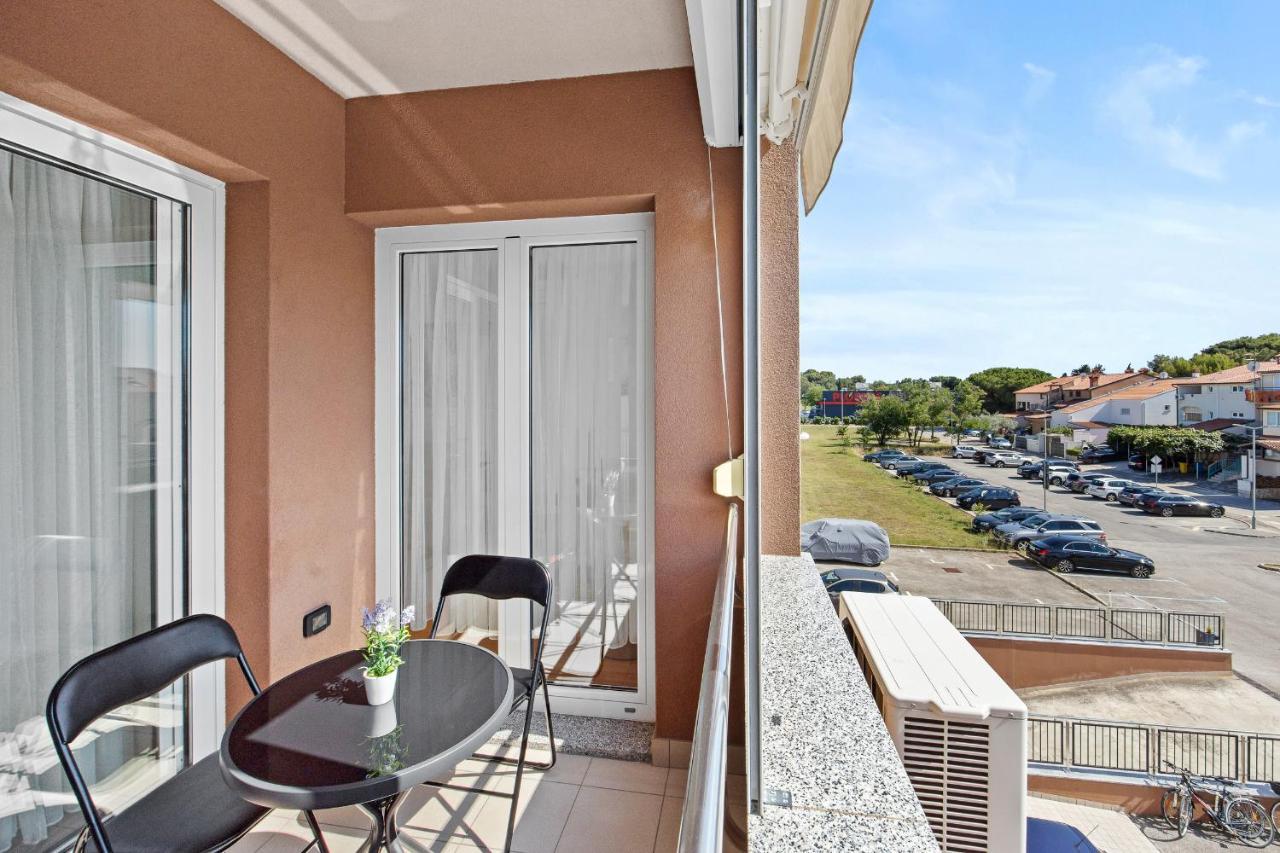 Feniks Fazana Apartman المظهر الخارجي الصورة