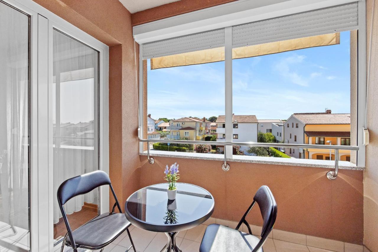 Feniks Fazana Apartman المظهر الخارجي الصورة